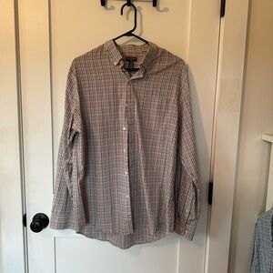 Pick any 4 of any $6 men’s button-down for $18!! Very lightly worn.
